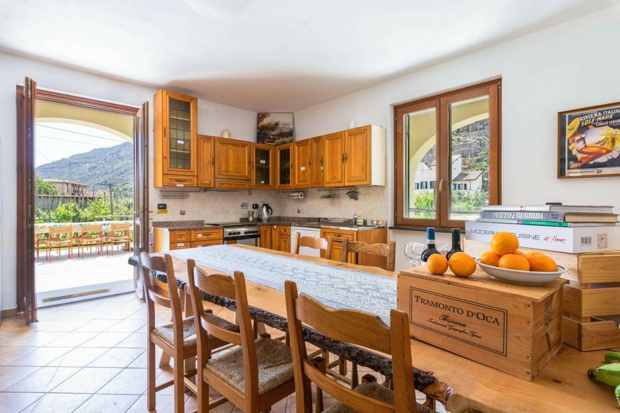 Villa Charming Ligurian Riviera House à Finale Ligure Extérieur photo